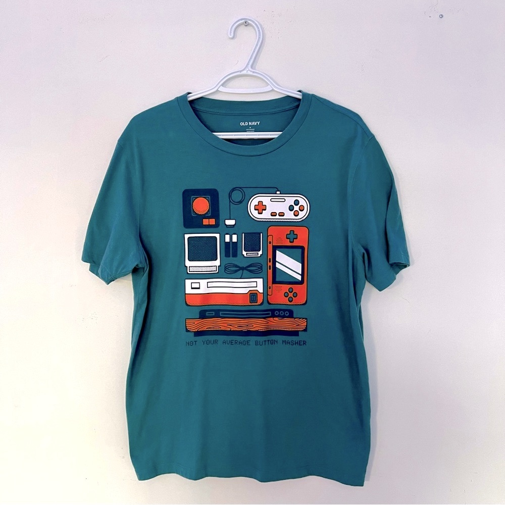 (M) Old Navy Tshirt soft-washed gamer style
